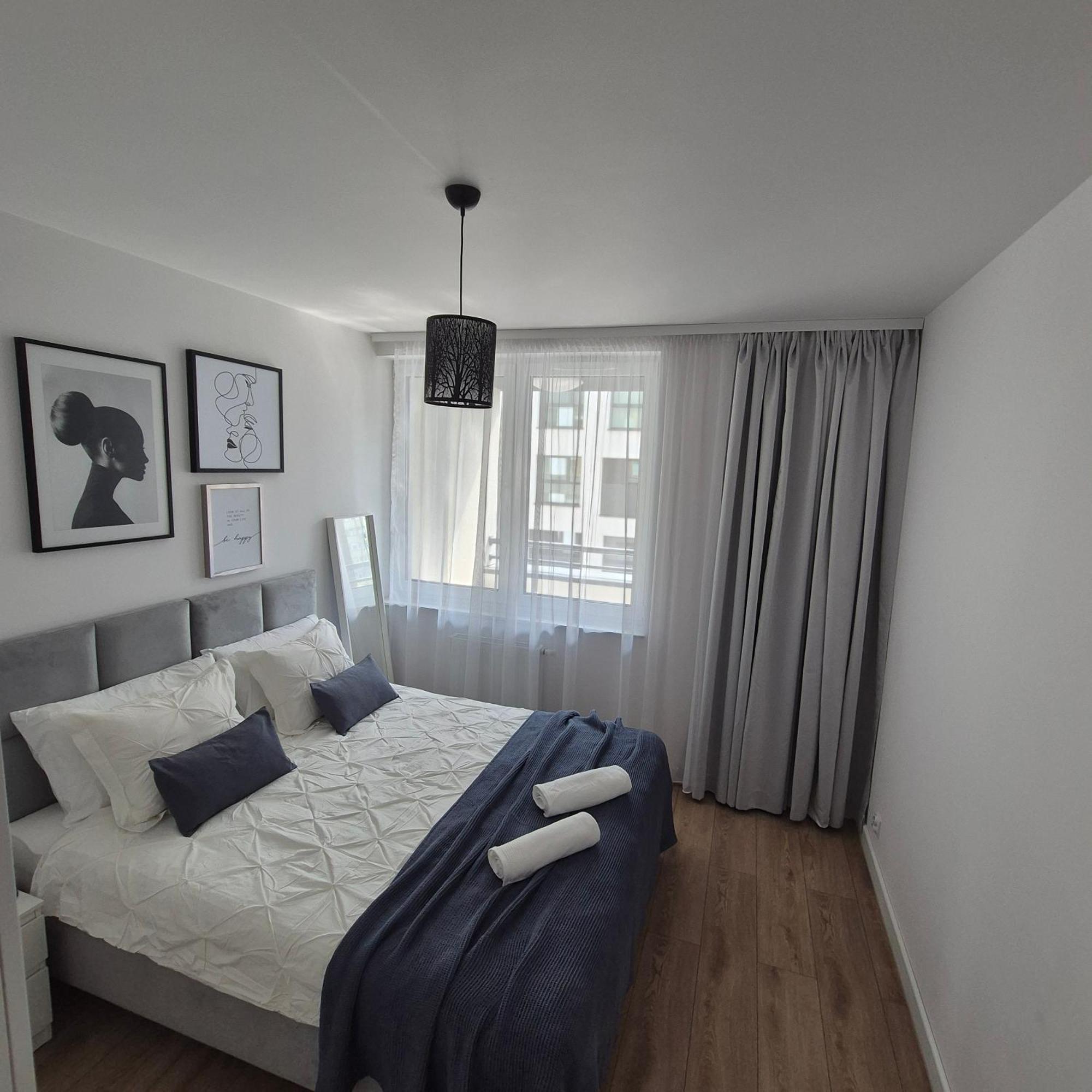 Apartament Near Sky Tower Breslau Exterior foto